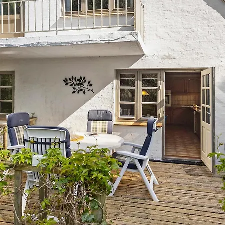 2 Bedroom Awesome In Vejstrup
