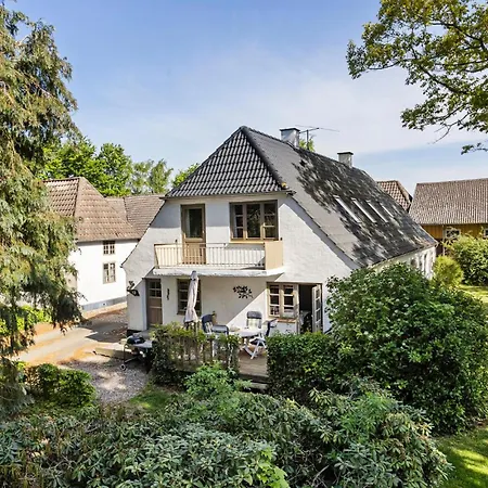 2 Bedroom Awesome In * Vejstrup