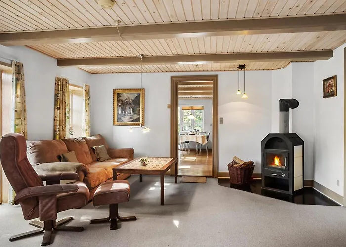 2 Bedroom Awesome In *