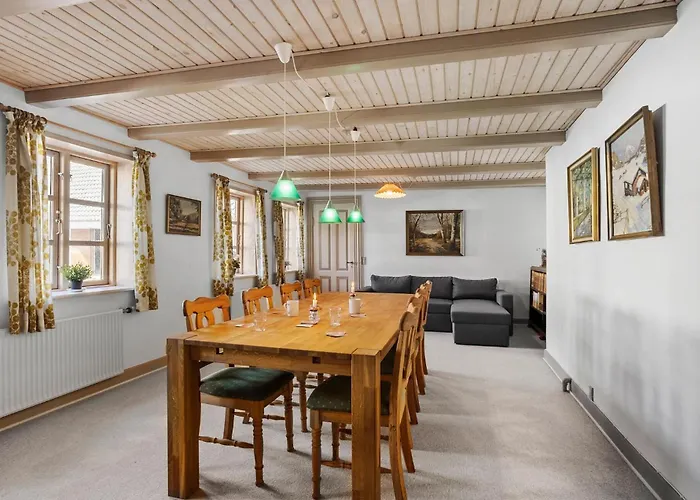 2 Bedroom Awesome In * Vejstrup