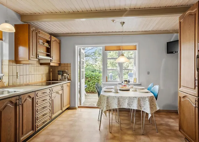 2 Bedroom Awesome In Vejstrup