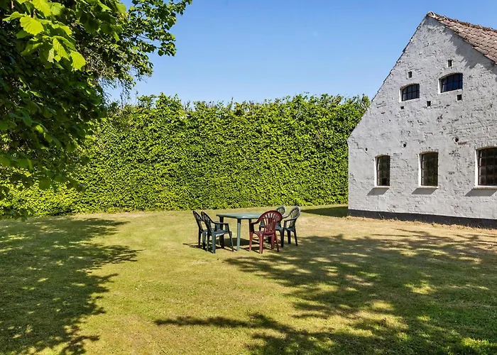 Lägenhet 2 Bedroom Awesome In *